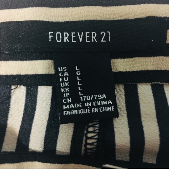 Forever 21 Striped Tan and black dress shorts - Picture 3 of 6